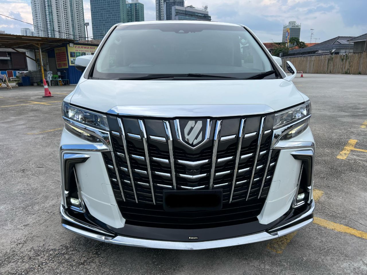 Toyota Alphard S C-Package